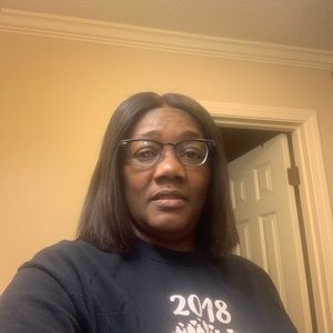 Meet your Posher, Joyce